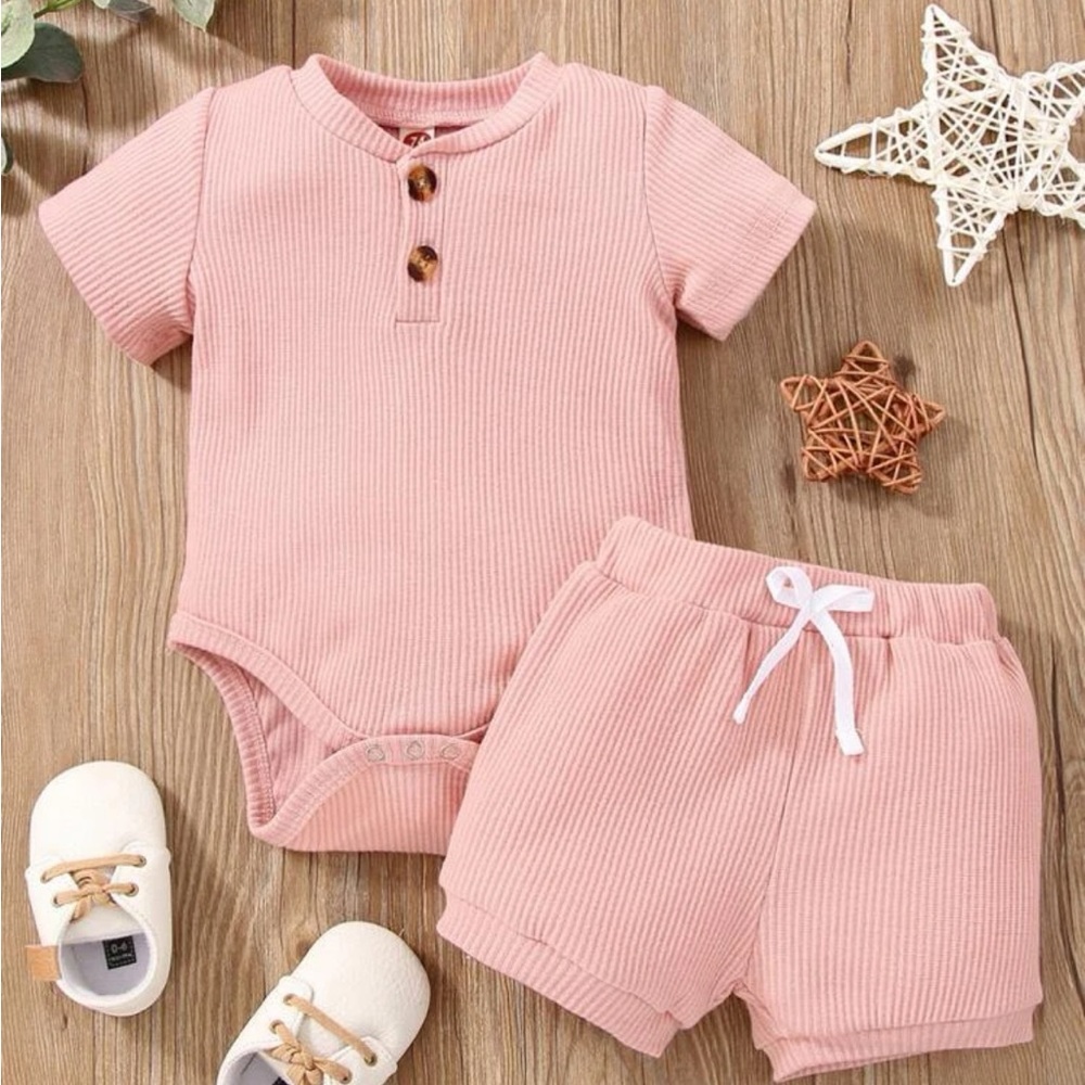 Baby Ribbed Knit Bodysuit & Knotted Front Shorts